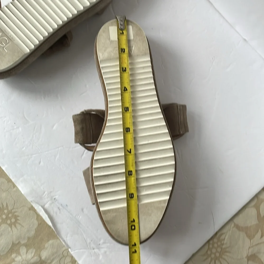 AGL Platform Sandals ATTILIO GIUSTI LEOMBRUNI